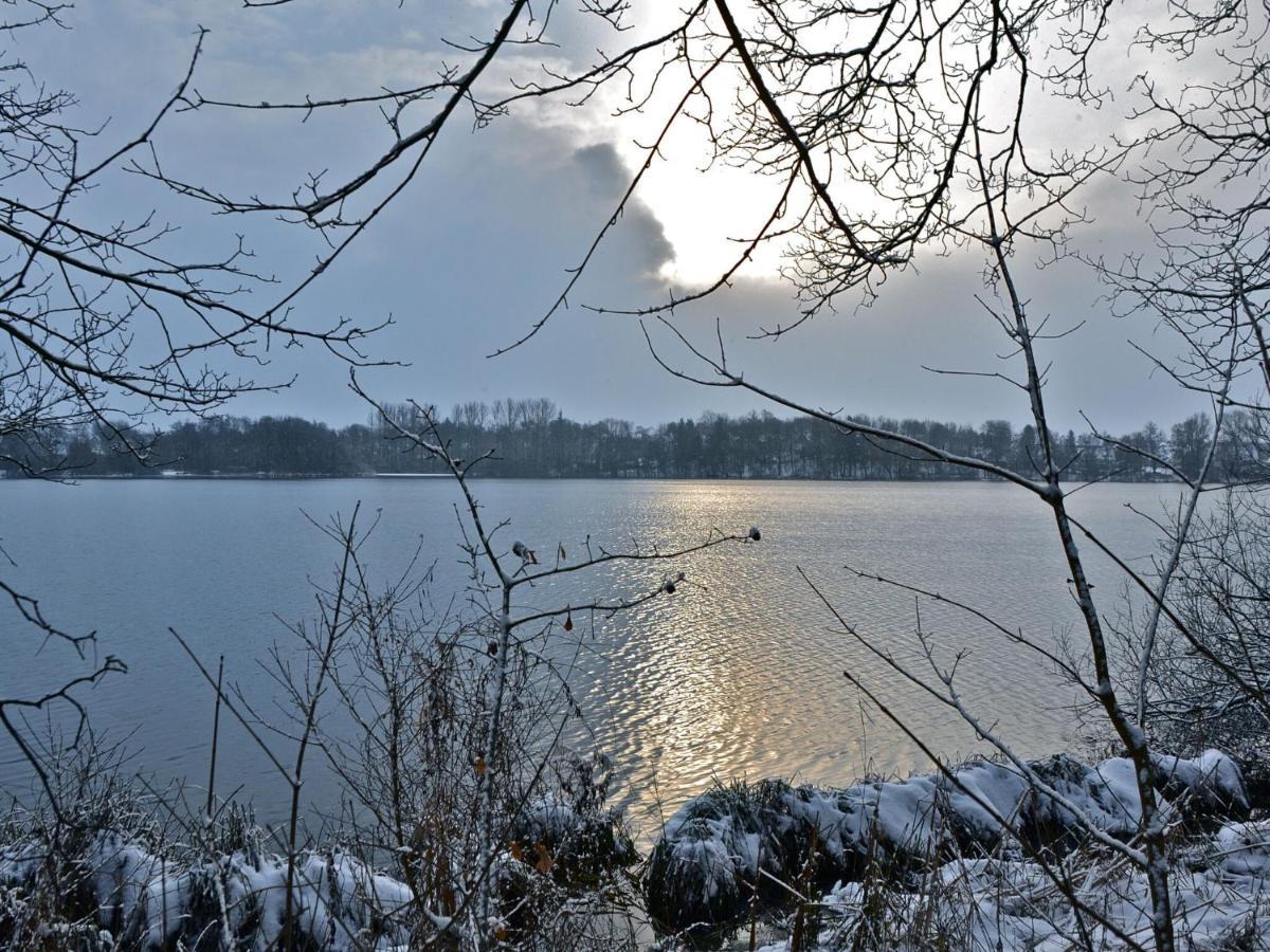 Ferienwohnung Flat In Eutin On The Kleiner Eutiner See Lake Exterior foto