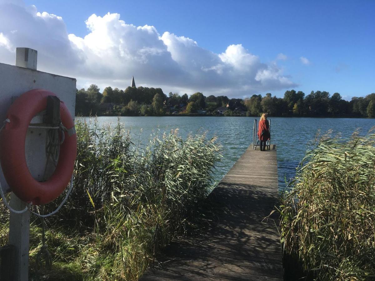 Ferienwohnung Flat In Eutin On The Kleiner Eutiner See Lake Exterior foto